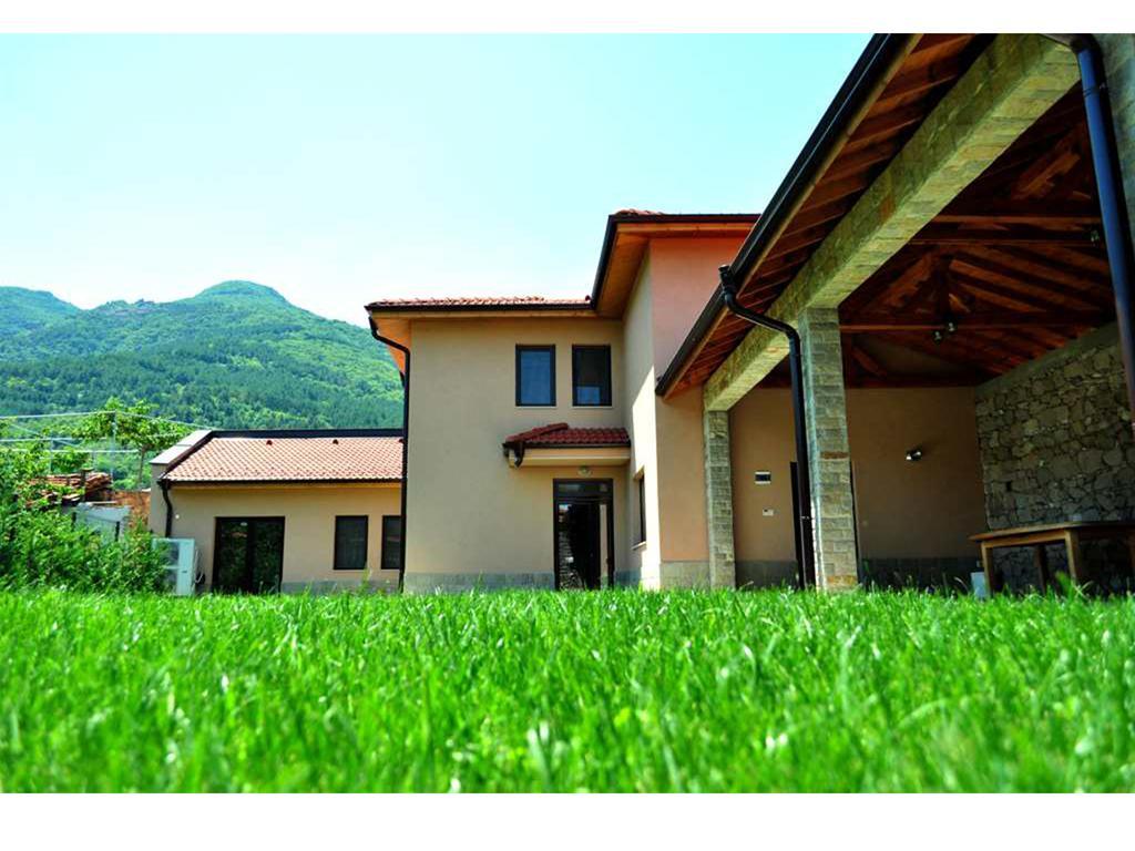 Yustina Villas Guest House Dış mekan fotoğraf