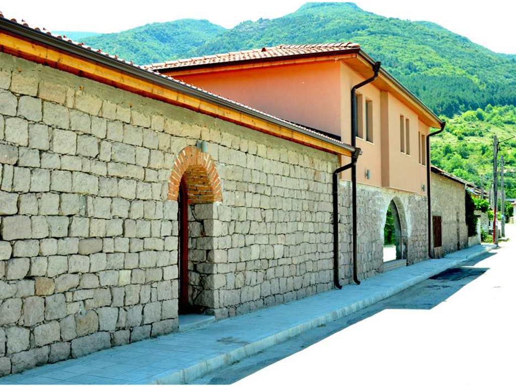 Yustina Villas Guest House Dış mekan fotoğraf