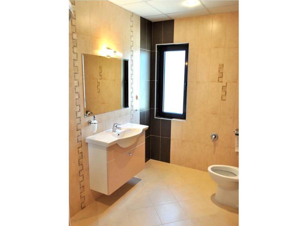 Yustina Villas Guest House Oda fotoğraf